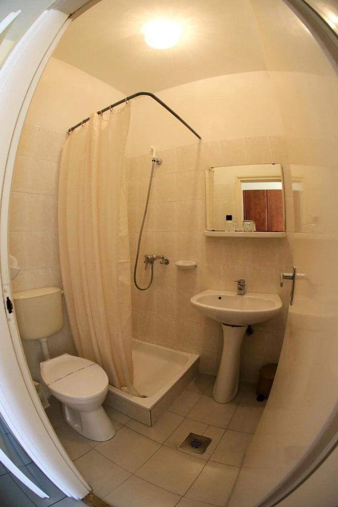 Hotel Bara Junior Budapest Eksteriør billede