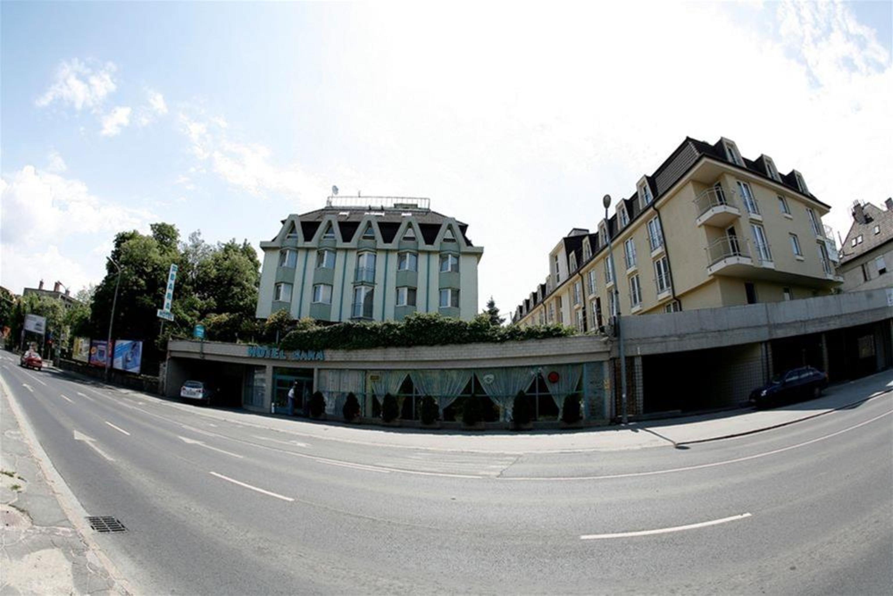 Hotel Bara Junior Budapest Eksteriør billede