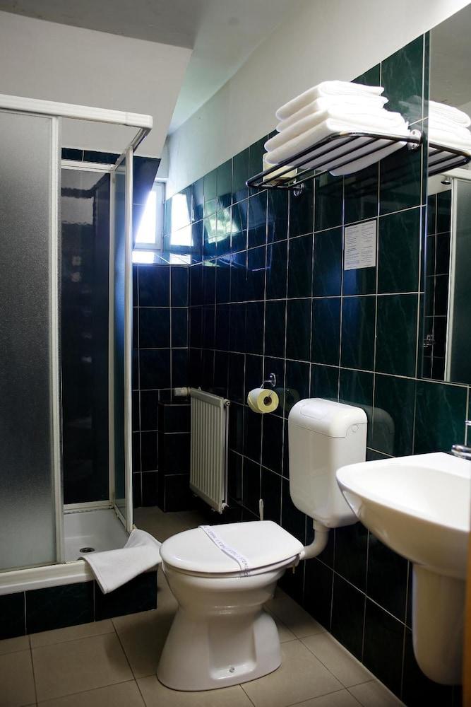 Hotel Bara Junior Budapest Eksteriør billede