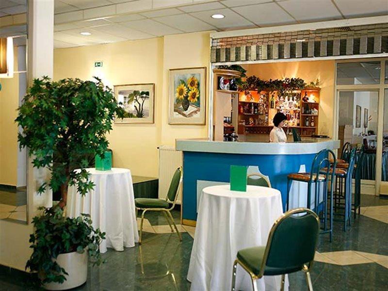 Hotel Bara Junior Budapest Eksteriør billede